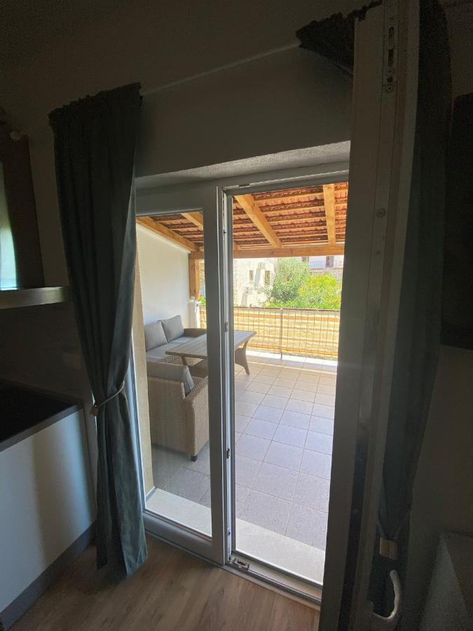 Ferienwohnung Bura Jelsa  Exterior foto