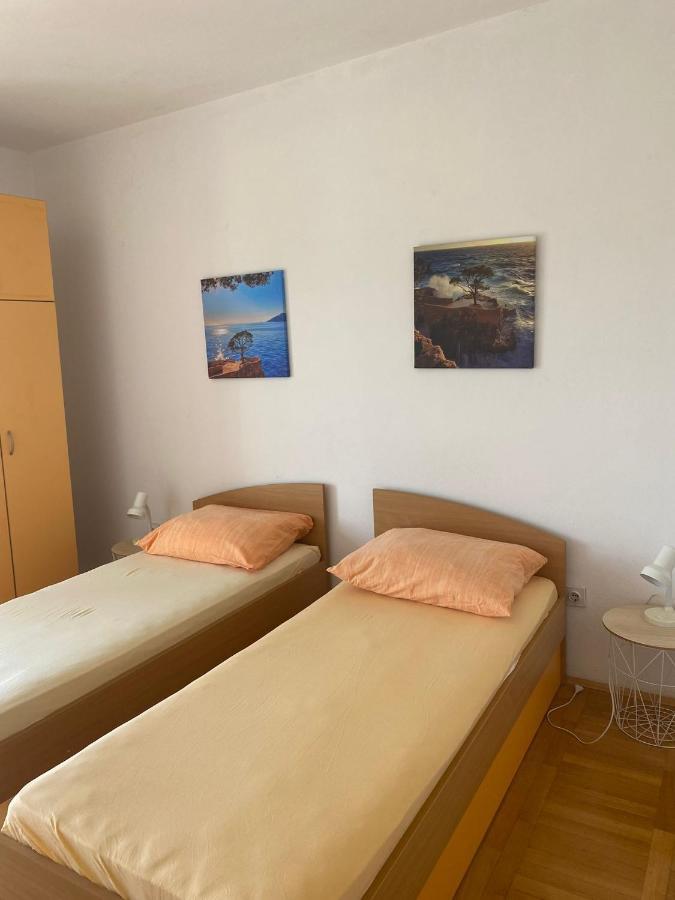 Ferienwohnung Bura Jelsa  Exterior foto
