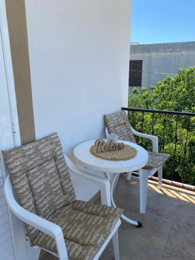 Ferienwohnung Bura Jelsa  Exterior foto